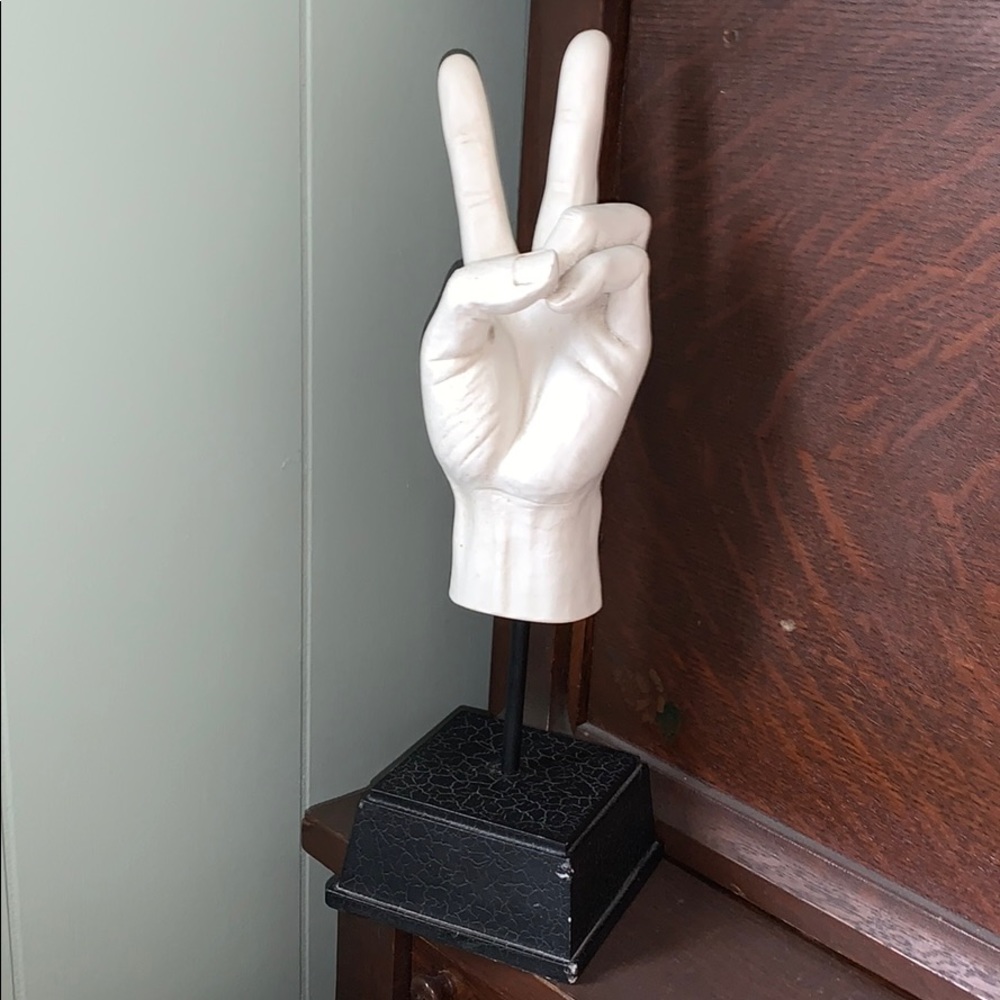 Peace sign decor-HOLDING